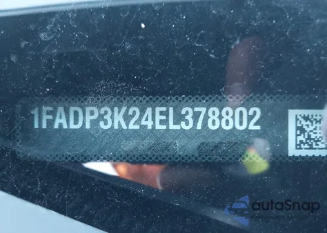 2014 Ford Focus Se z USA, uszkodzony, nr VIN 1FADP3K24EL378802